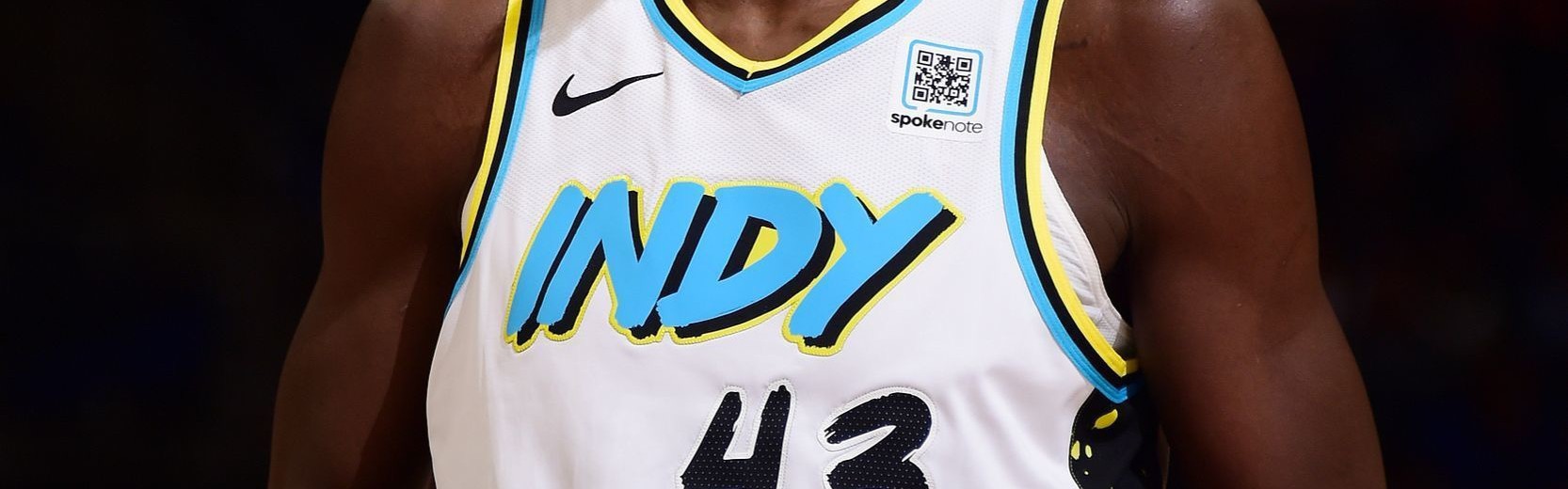 🥰特纳：西亚卡姆为球队带来了季后赛经验，这一点是无价的