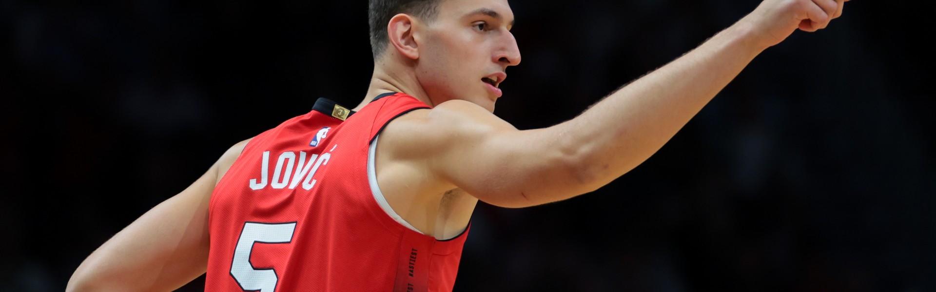 约维奇自述热火训练遭尤尔特塞文压制 坦言对NBA适应性产生疑虑